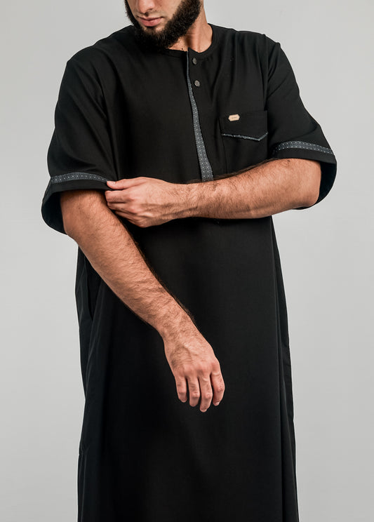 Imaarah Short Sleeve Thobe Black - view 2