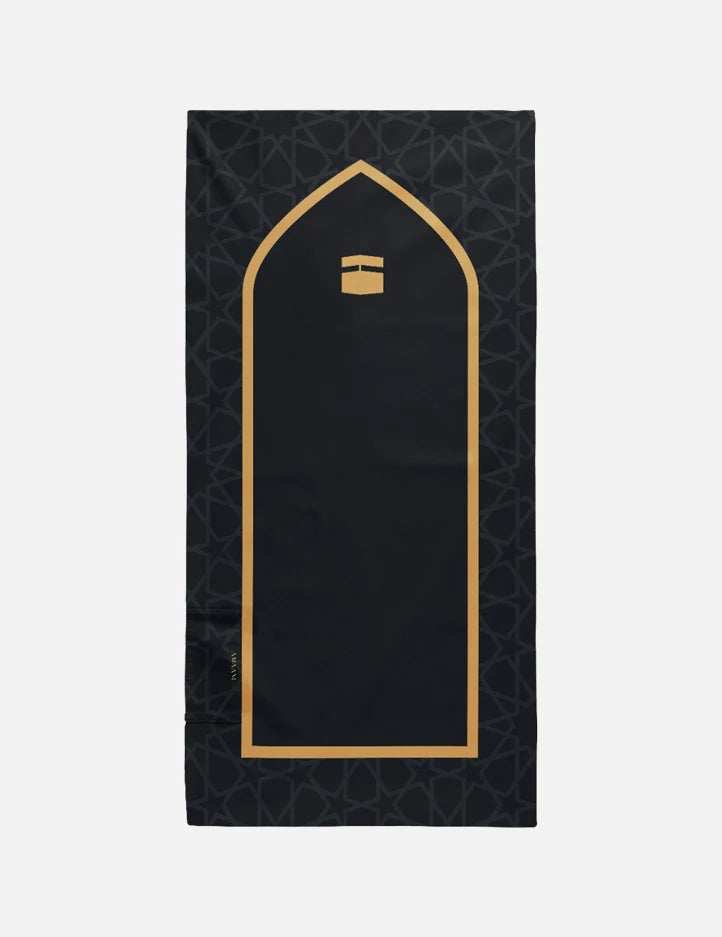 Amaani Safar Pocket Prayer Mat, Makkah Black design with gold Kaaba motif
