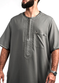 Grey Moroccan thobe, view 2