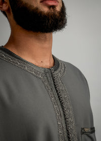 Grey Moroccan thobe, view 5