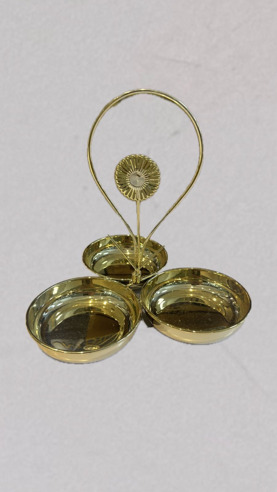 Gold Metal Tray Stand (XKD394)