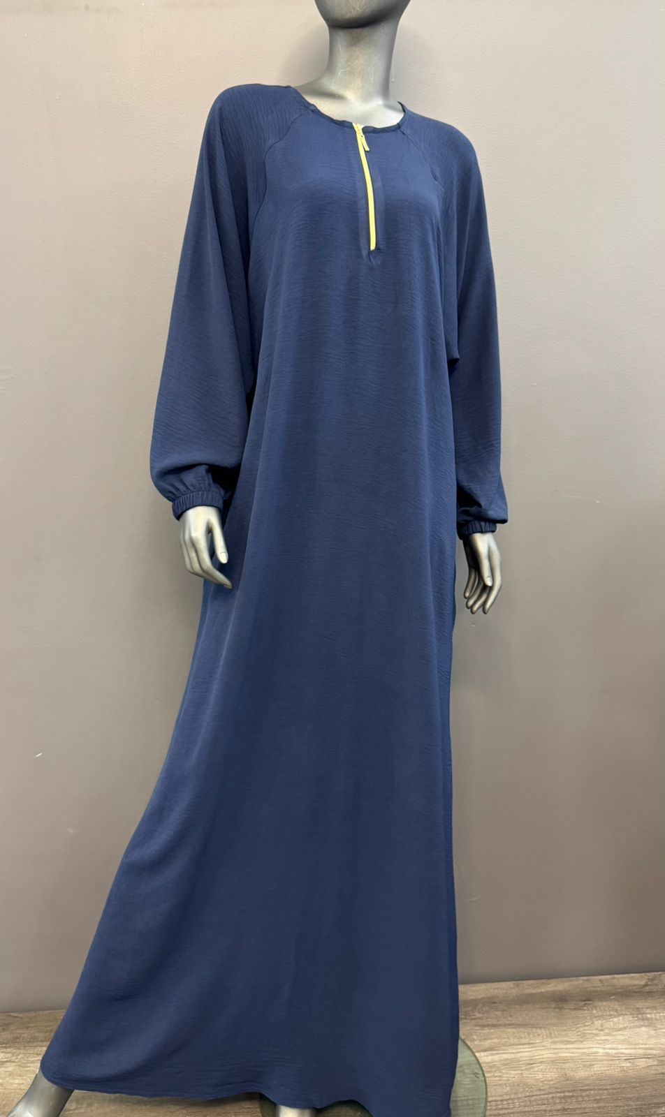 Ladies Airflow Abaya with Zip and Pocket - view 5