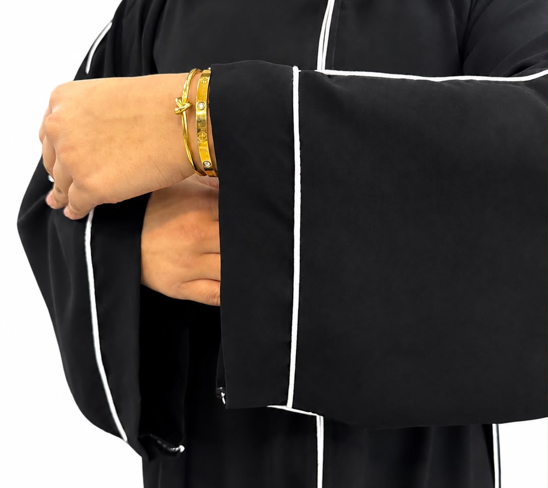 Hayaat Cobra Abaya (Black)
