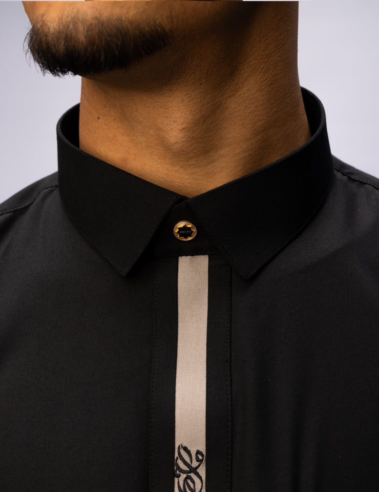 Amaani Ace Embroidered Thobe, Black, shirt collar close up