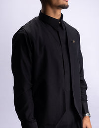 Amaani Ameer Thobe & Waistcoat Set, Black, model, full length front, thobe with waistcoat