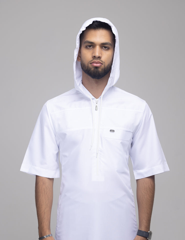 Amaani Drift Short Sleeve Thobe, White, model, short sleeves front