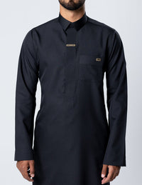 Amaani Fakhama Structured Saudi Thobe, Black, half length front with shirt style collar