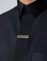 Amaani Fakhama Structured Saudi Thobe, Black, placket and signature buttons close up
