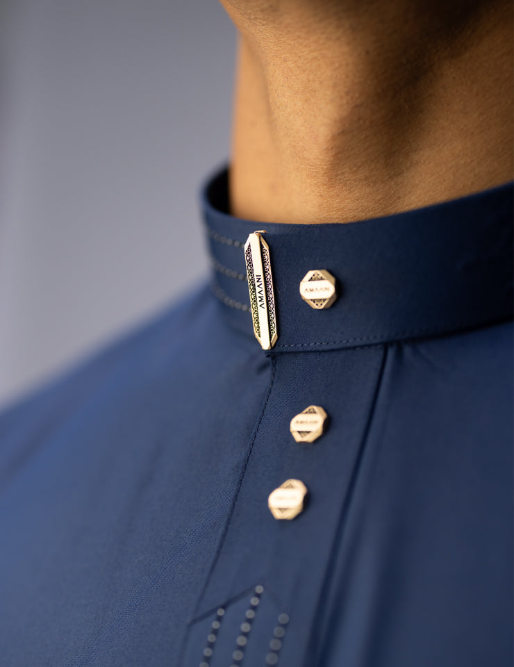 Amaani Hubb Nikah Thobe, Navy, collar detail on model