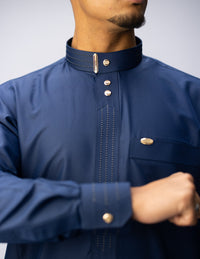 Amaani Hubb Nikah Thobe, Navy, placket and top pocket on model