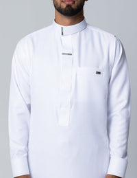 Amaani Nibras Textured Saudi Thobe, White, half length front with collar and placket