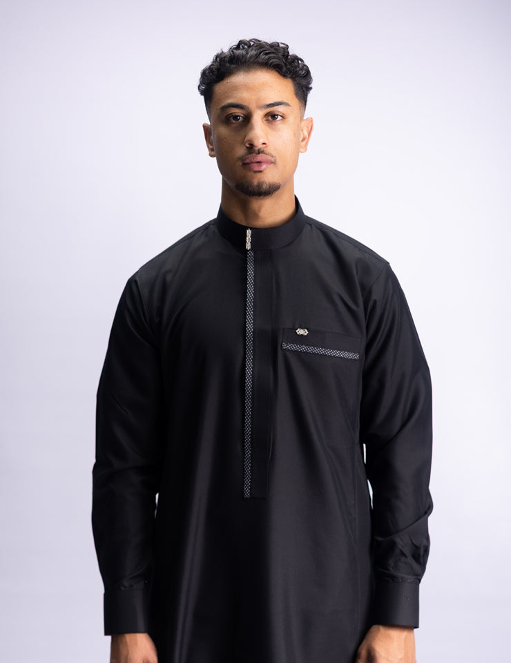 Amaani Noble Saudi Thobe, Black, model, full length front