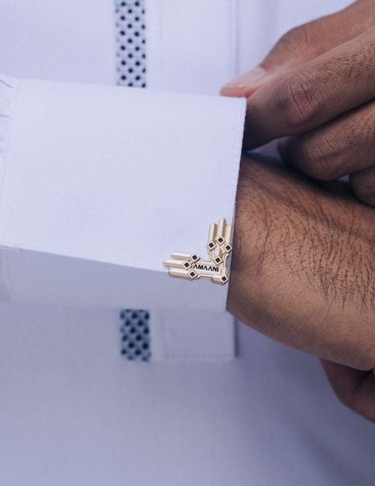 Amaani Noble Saudi Thobe, White, cuff and gold button detail