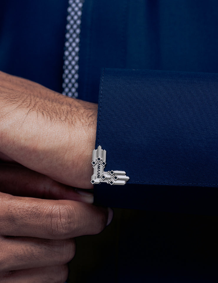 Amaani Noble Saudi Thobe, Navy, cuff and silver button close up