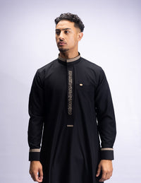 Amaani Noir Calligraphy Thobe, Black, model, full length front