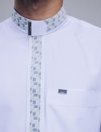 Amaani Onyx Saudi Collar Thobe, White, placket contrast and top pocket detail