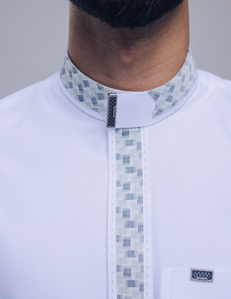 Amaani Onyx Saudi Collar Thobe, White, collar detail on model