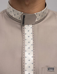 Amaani Onyx Saudi Collar Thobe, Beige, collar and placket contrast detail
