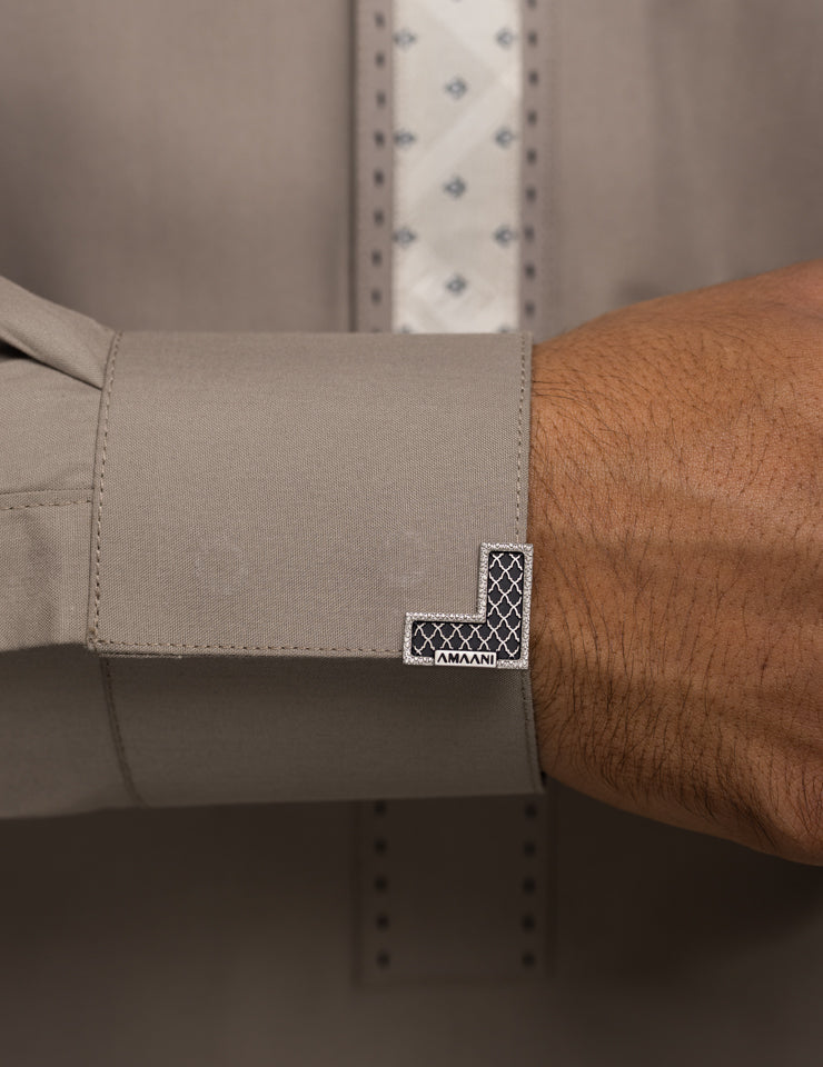Amaani Onyx Saudi Collar Thobe, Beige, cuff and signature button detail