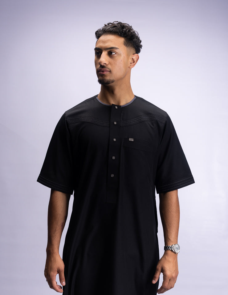 Amaani Silhouette Short Sleeve Thobe, Black, model, full length front