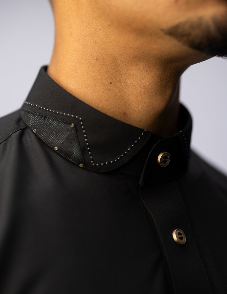 Amaani Spade Mandarin Collar Thobe, Black, collar contrast fabric detail
