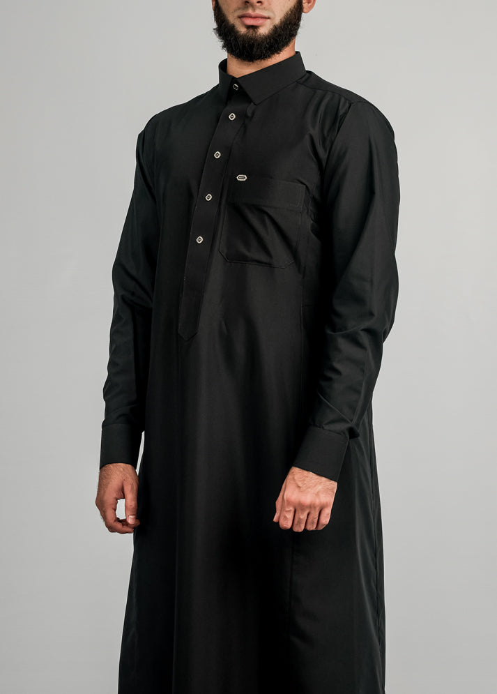Imaarah Collared Thobe Black With Silver Button