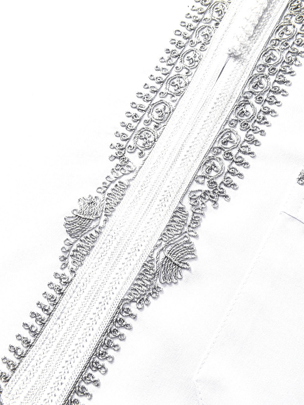 White Moroccan thobe and pants set, detail