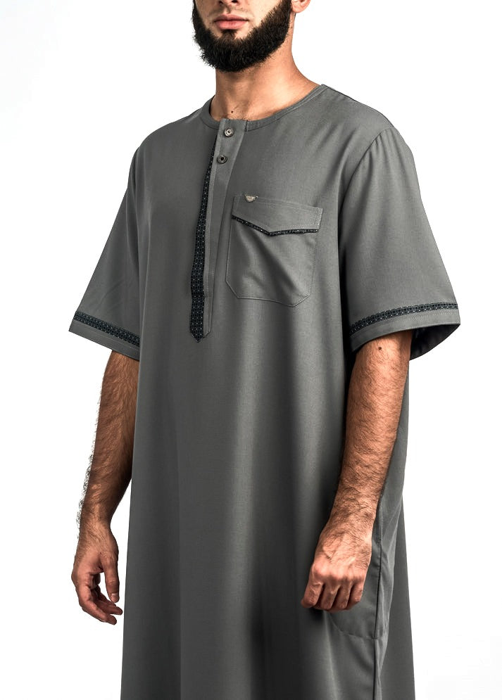 Grey short sleeve thobe, view 2