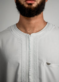 White Moroccan thobe, view 4